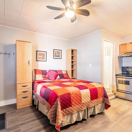Bayside Cottage Rentals Port Rowan 외부 사진