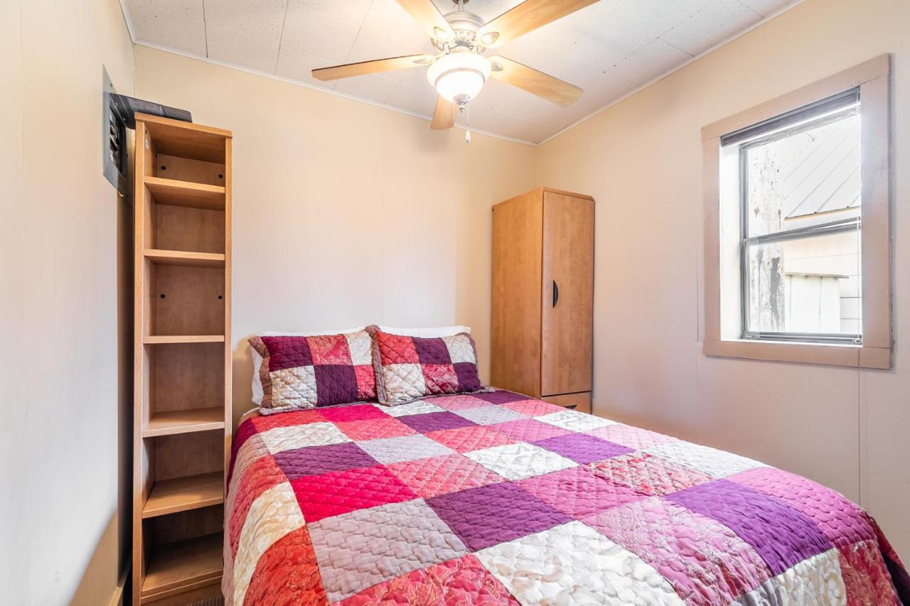 Bayside Cottage Rentals Port Rowan 외부 사진