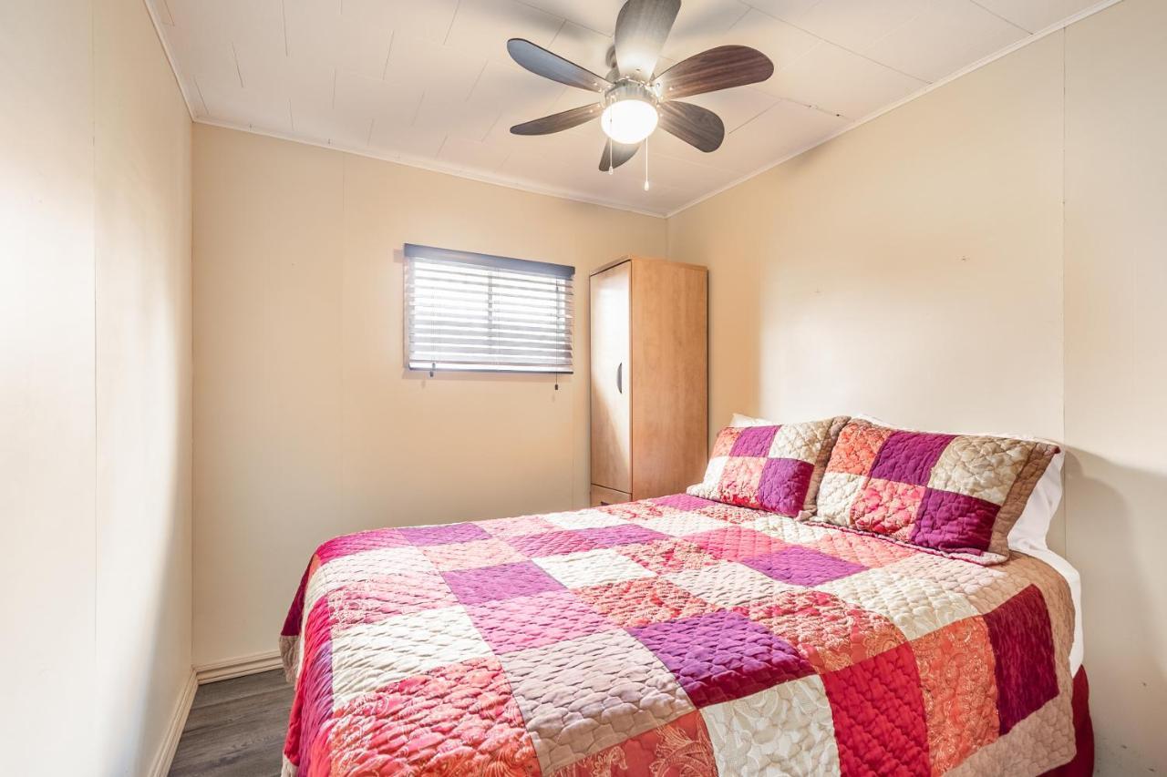 Bayside Cottage Rentals Port Rowan 외부 사진