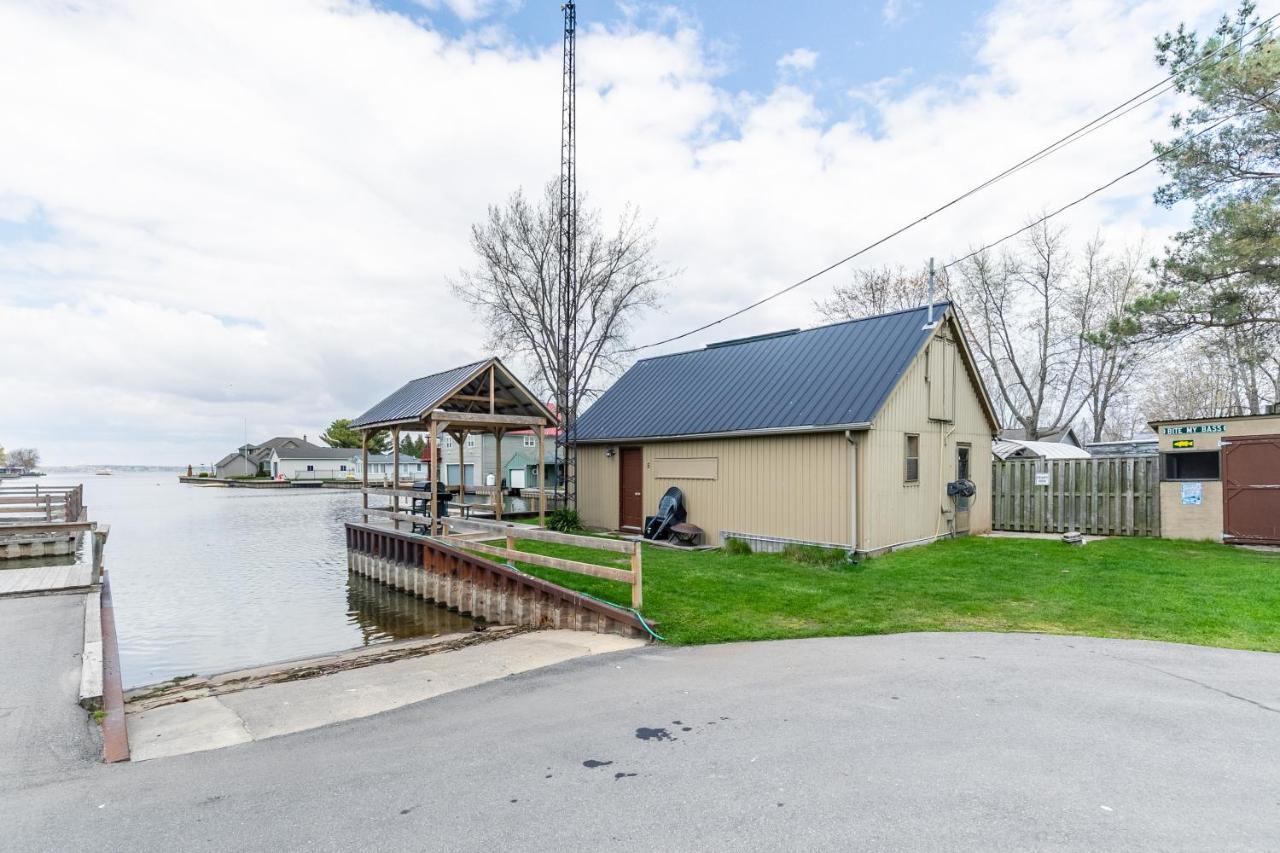 Bayside Cottage Rentals Port Rowan 외부 사진