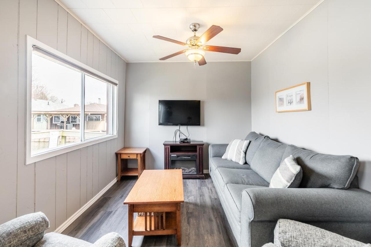 Bayside Cottage Rentals Port Rowan 외부 사진