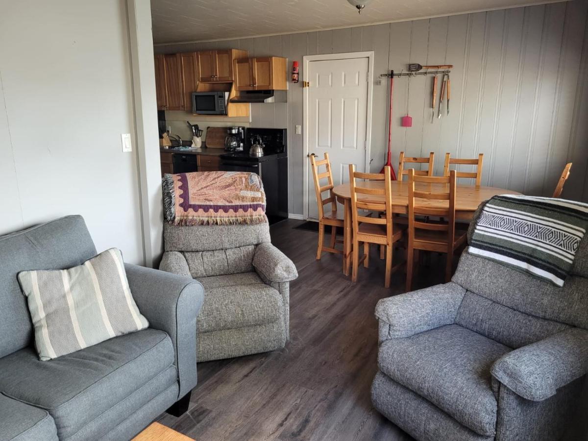 Bayside Cottage Rentals Port Rowan 외부 사진