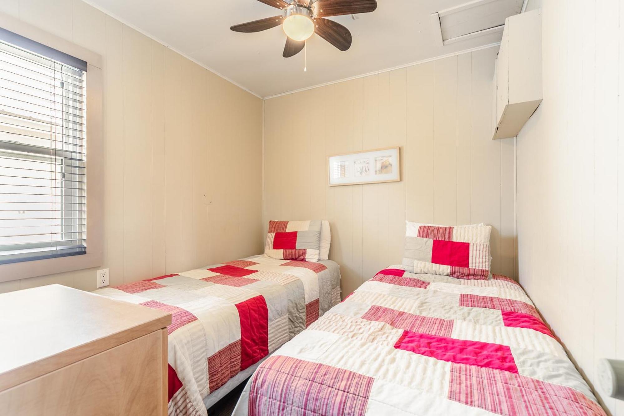Bayside Cottage Rentals Port Rowan 외부 사진