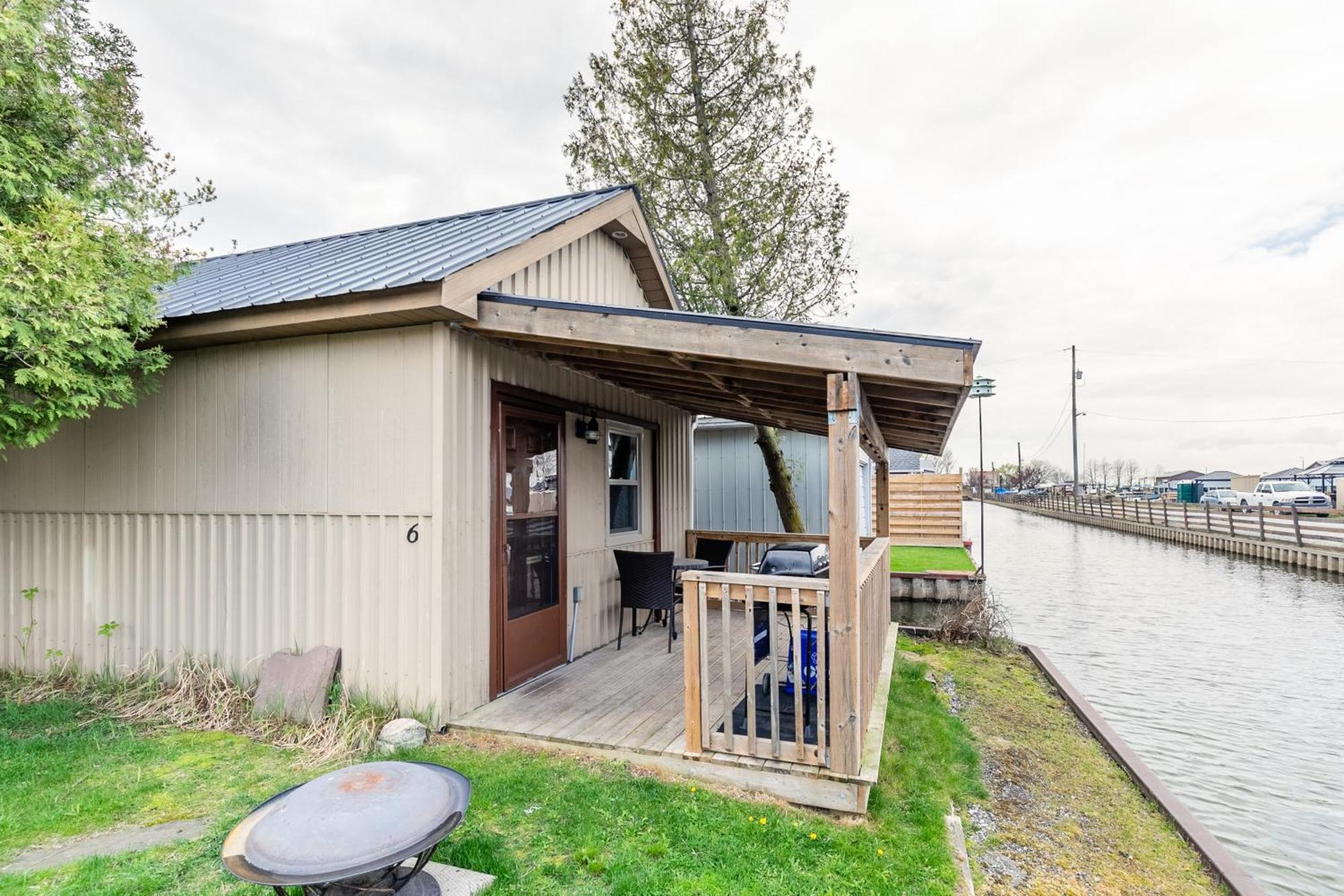 Bayside Cottage Rentals Port Rowan 외부 사진